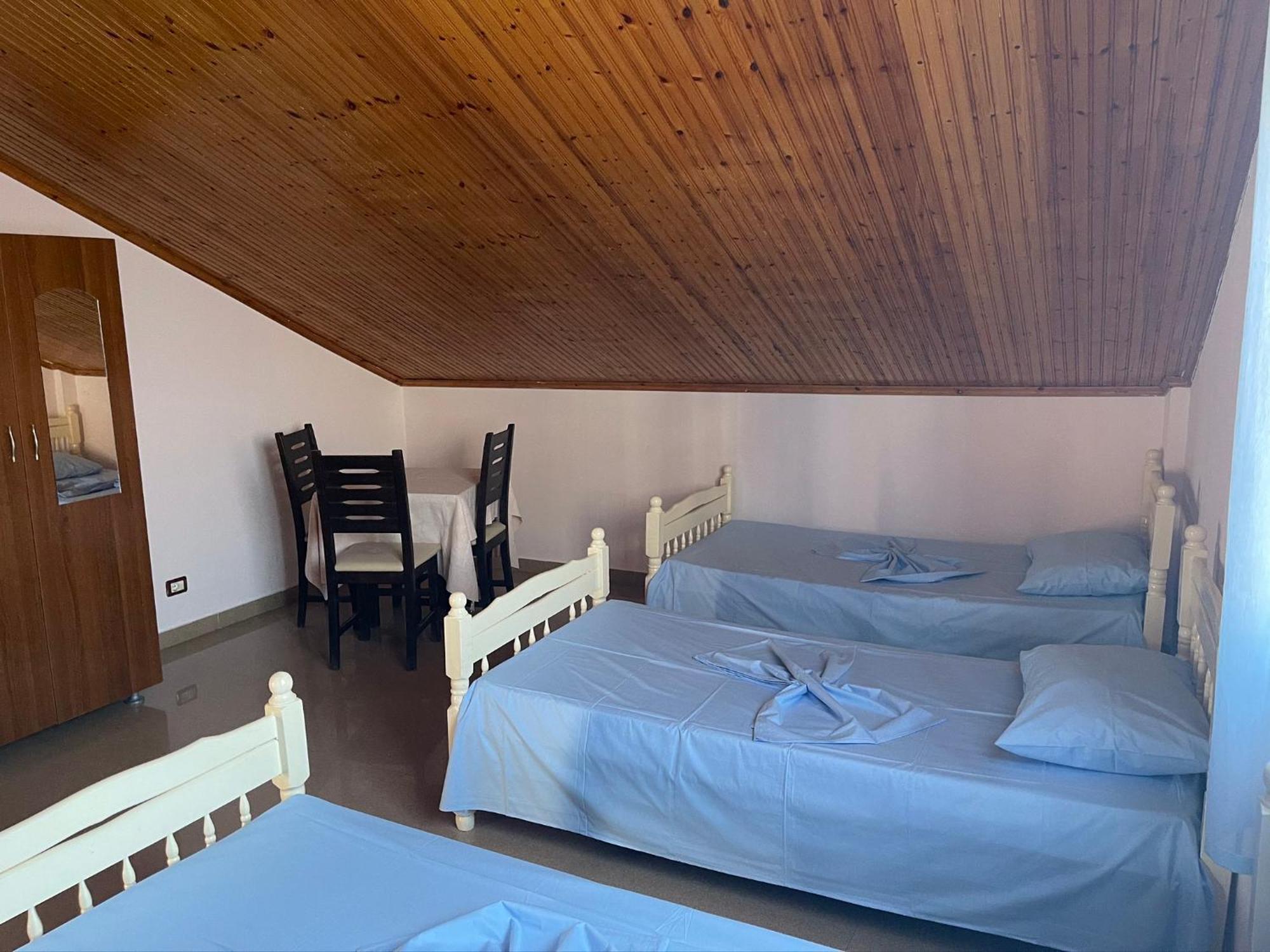 My Hostel - Privates And Dorms Shkodër エクステリア 写真